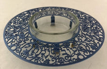 Load image into Gallery viewer, Emanuel Lace honey dish
