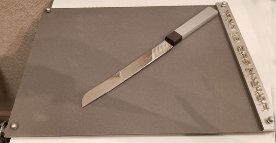 Porcelain Granite and Anodized Aluminum Challah Board and KniFe